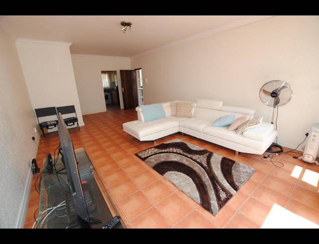 2 BEDROOM PROPERTY TO RENT IN RIVONIA